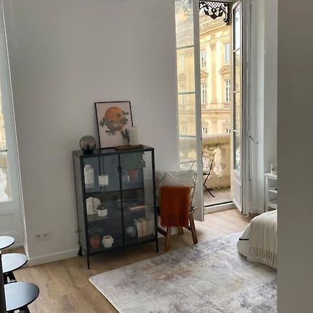 Grand Balcon Place Des Terreaux ลียง ภายนอก รูปภาพ